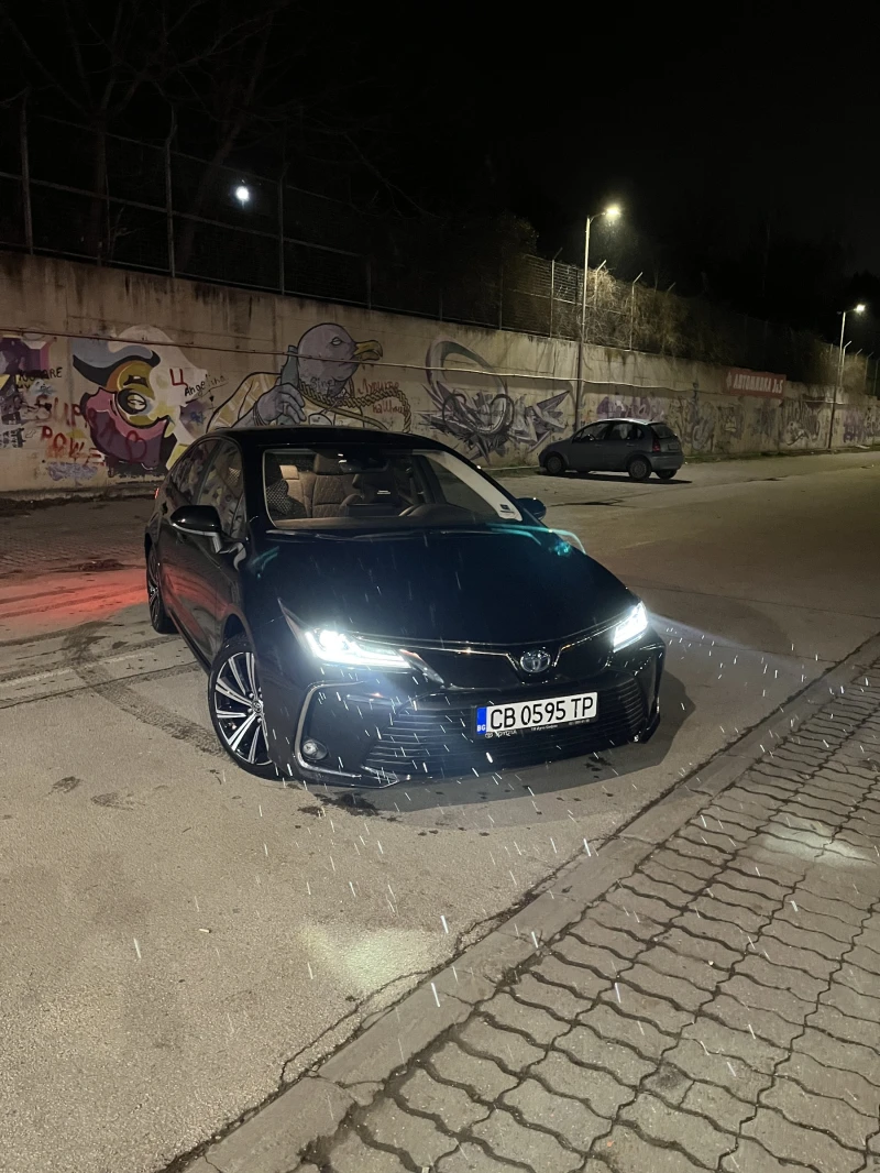 Toyota Corolla 1.8 HSD Executive Plus - 43999 лв. - 33309034 1