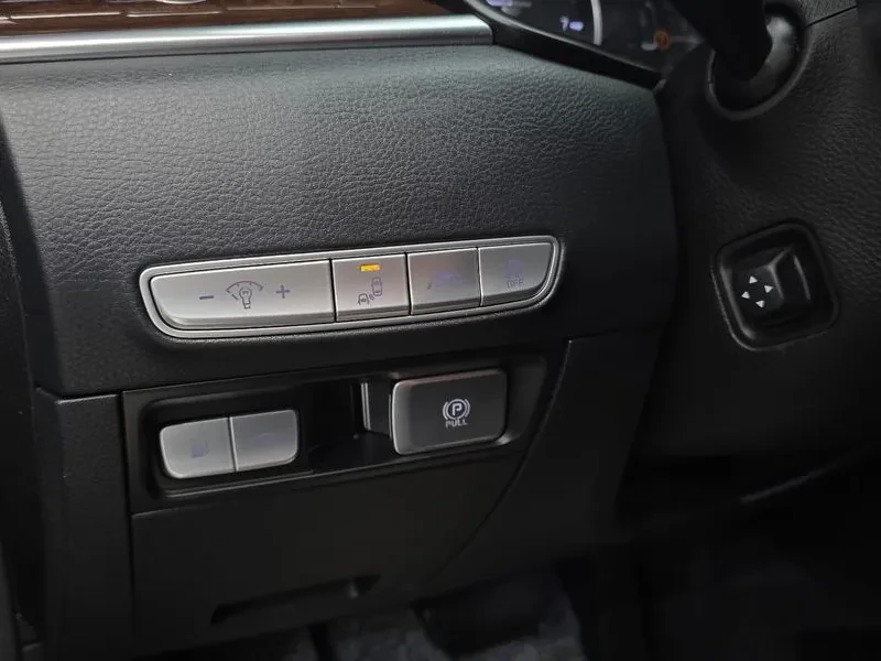 Kia K9 3.8 GDI AWD PLATINUM II, снимка 17 - Автомобили и джипове - 54939262