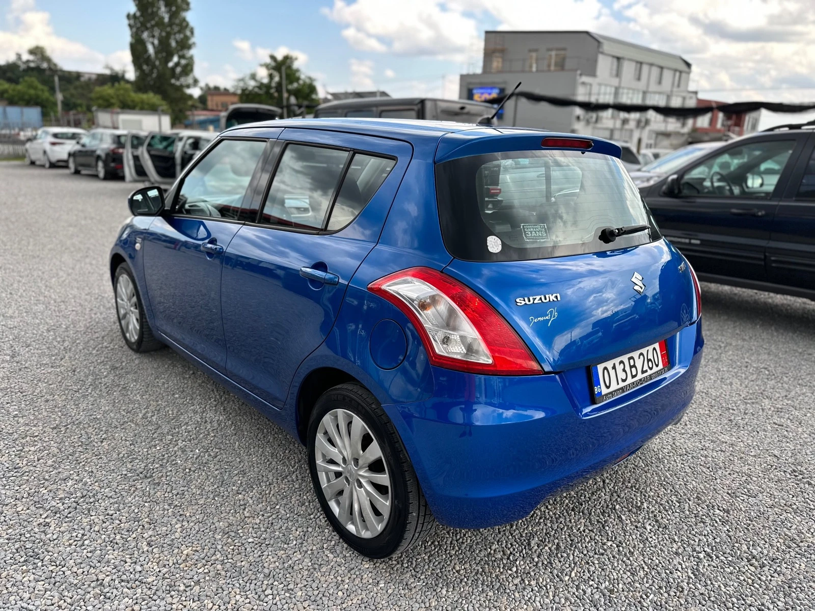 Suzuki Swift 1.3DDIS 75к.с KeylessGo - изображение 3