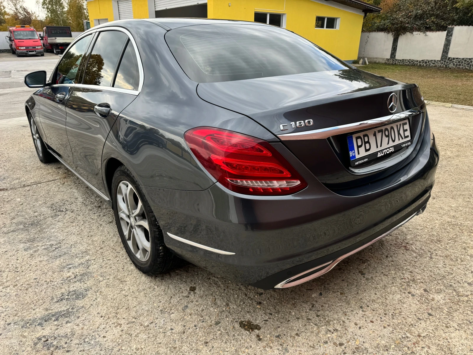 Mercedes-Benz C 180 180 CDI Седан - изображение 5