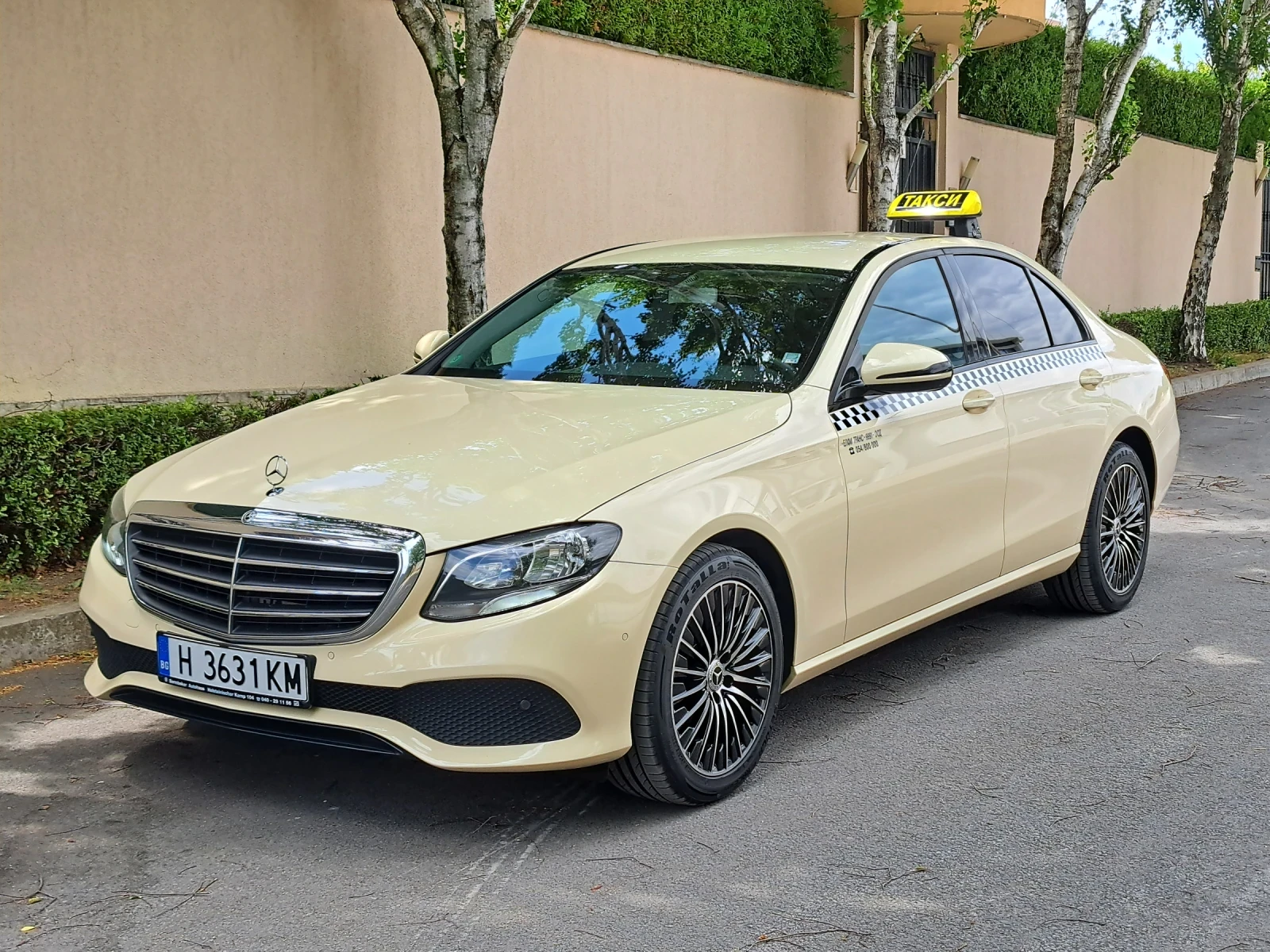 Mercedes-Benz E 200 200d - изображение 3