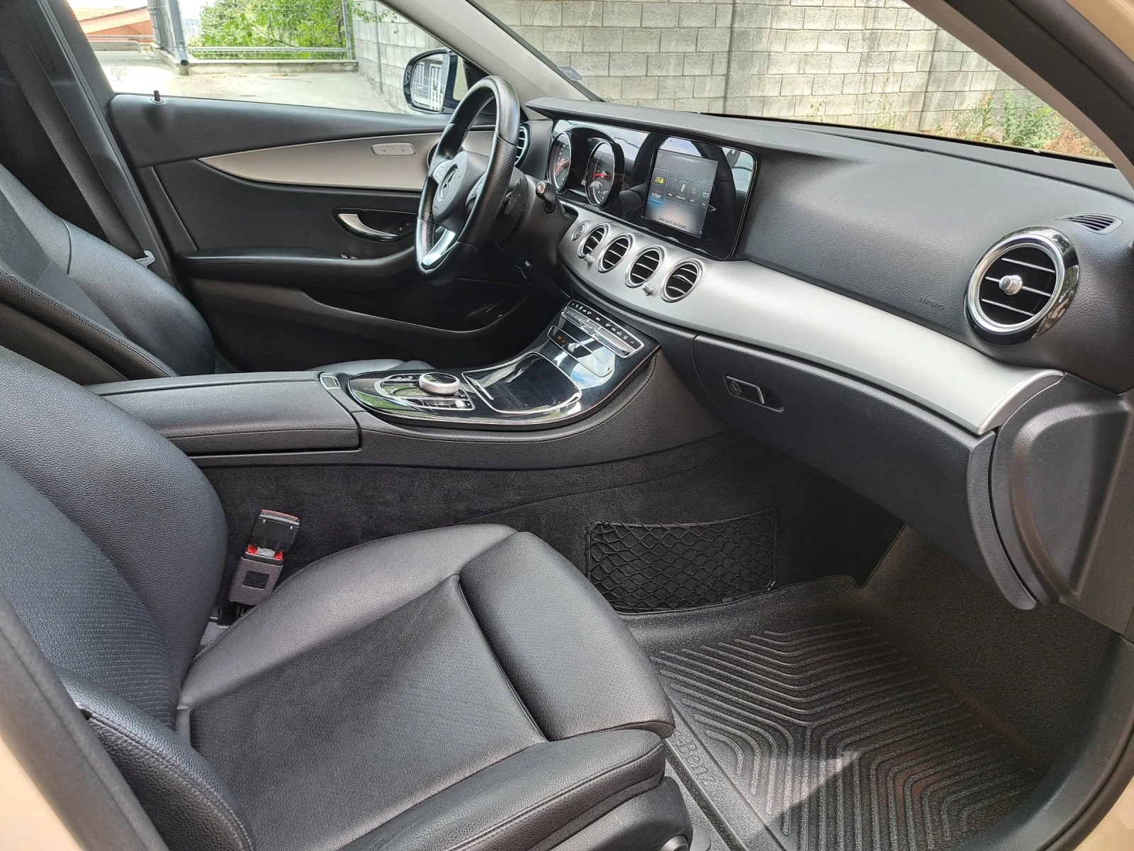 Mercedes-Benz E 200 200d - изображение 9