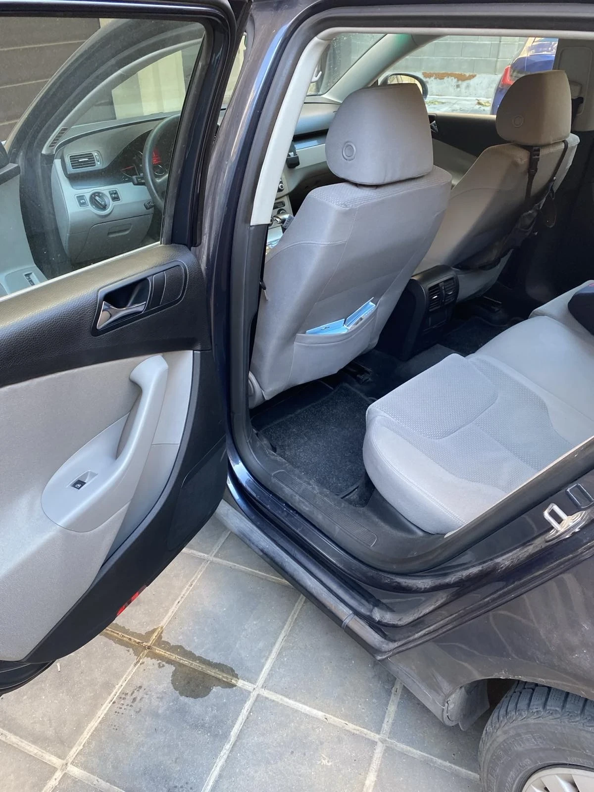 VW Passat B6 - изображение 7