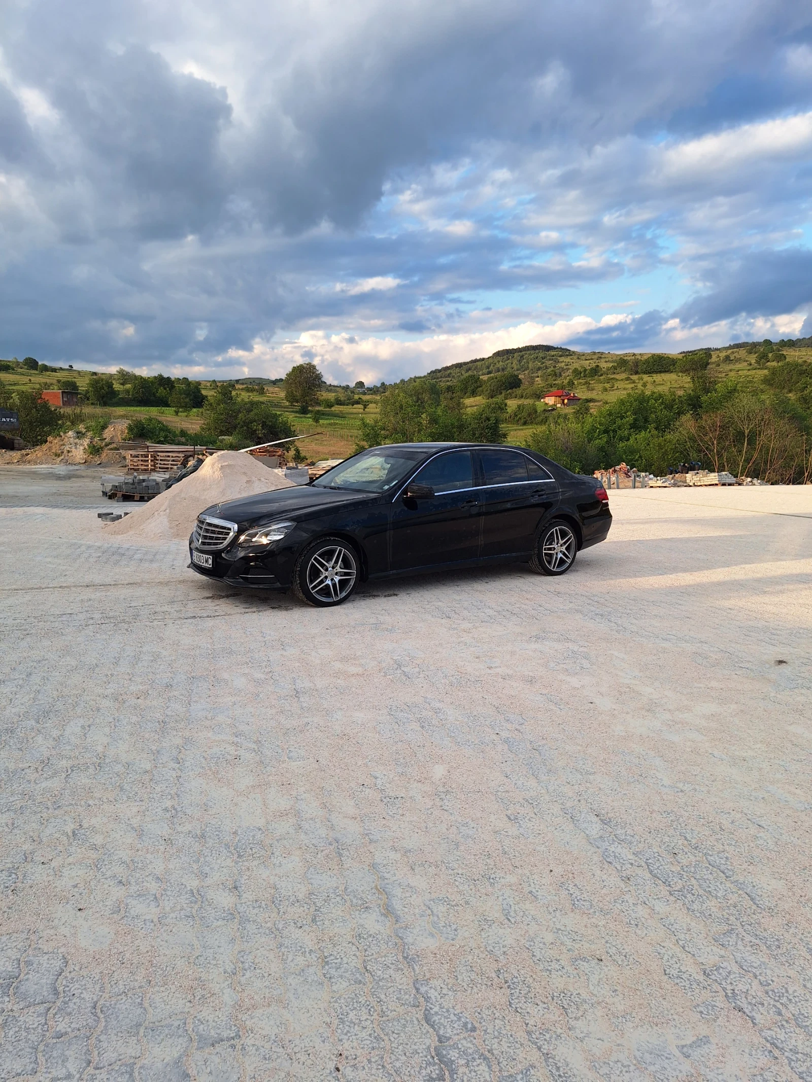 Mercedes-Benz E 200  - изображение 3