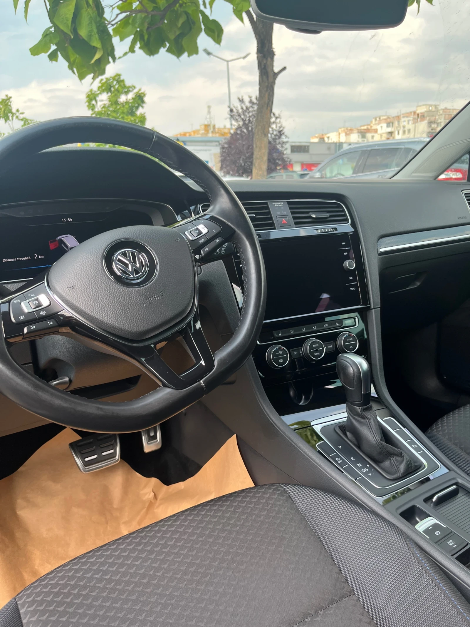 VW Golf 2.0 TDI DSG | Digital Dash - изображение 3