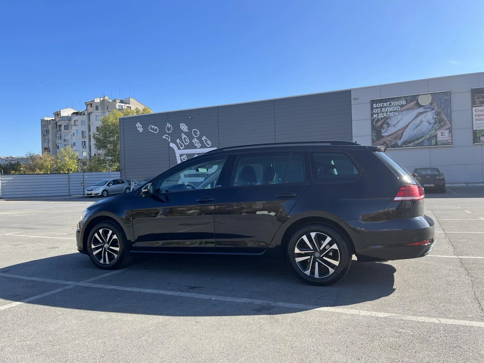 VW Golf 2.0 TDI DSG | Digital Dash - изображение 9