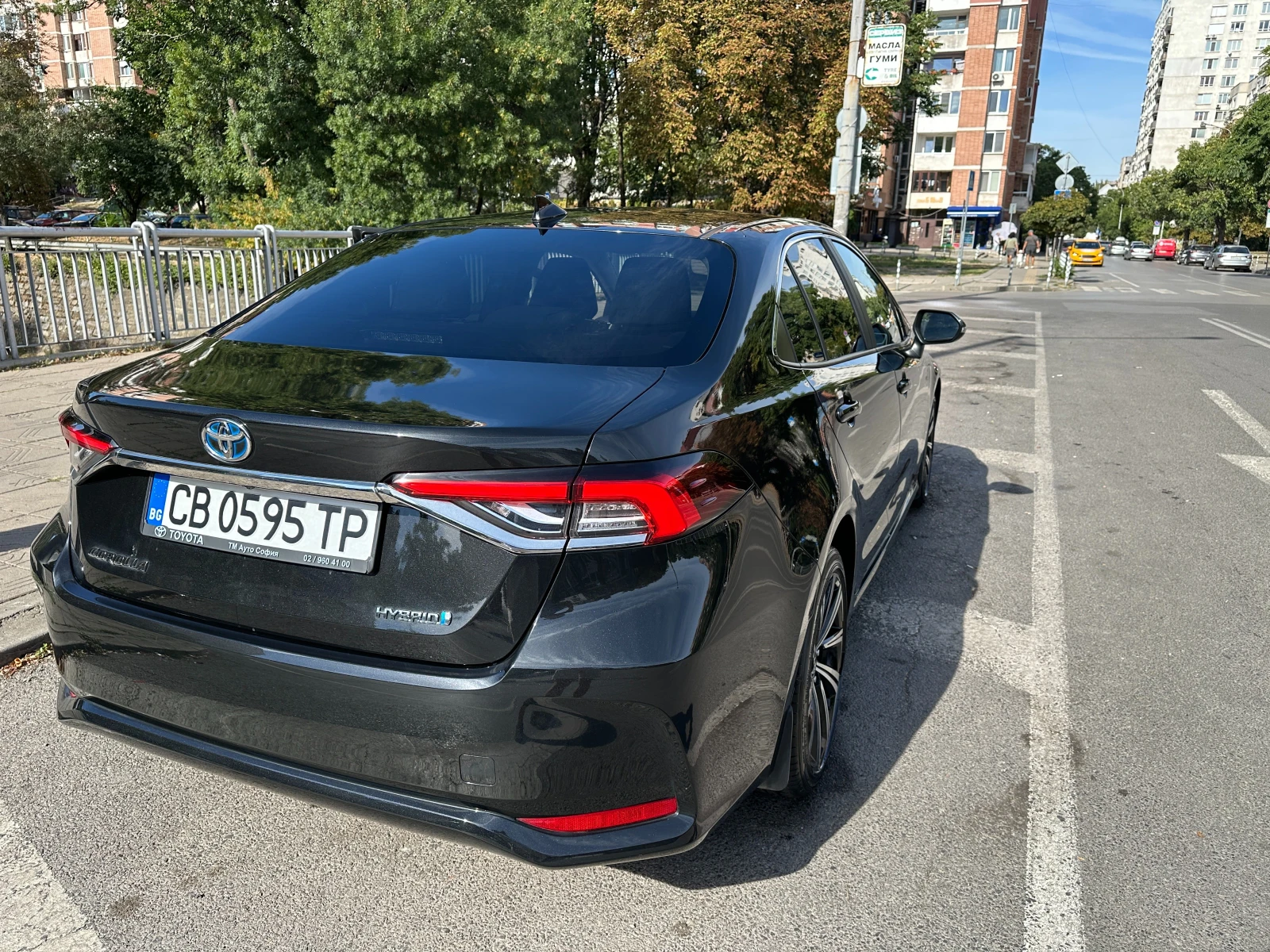 Toyota Corolla 1.8 HSD Executive Plus - изображение 5