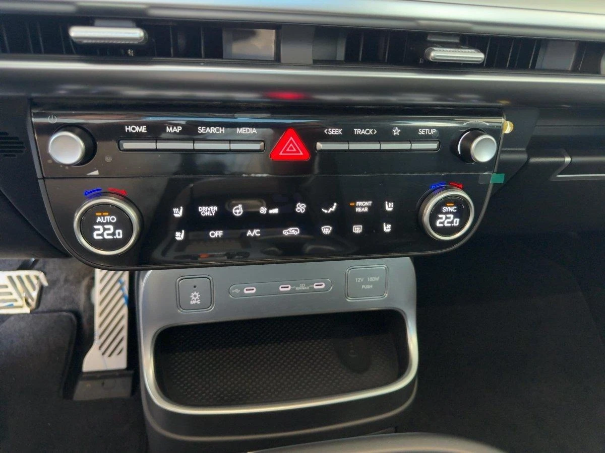 Hyundai Ioniq 9 AWD 110kWh BOSE PANORAMA 360 HEAD UP | Mobile.bg   13