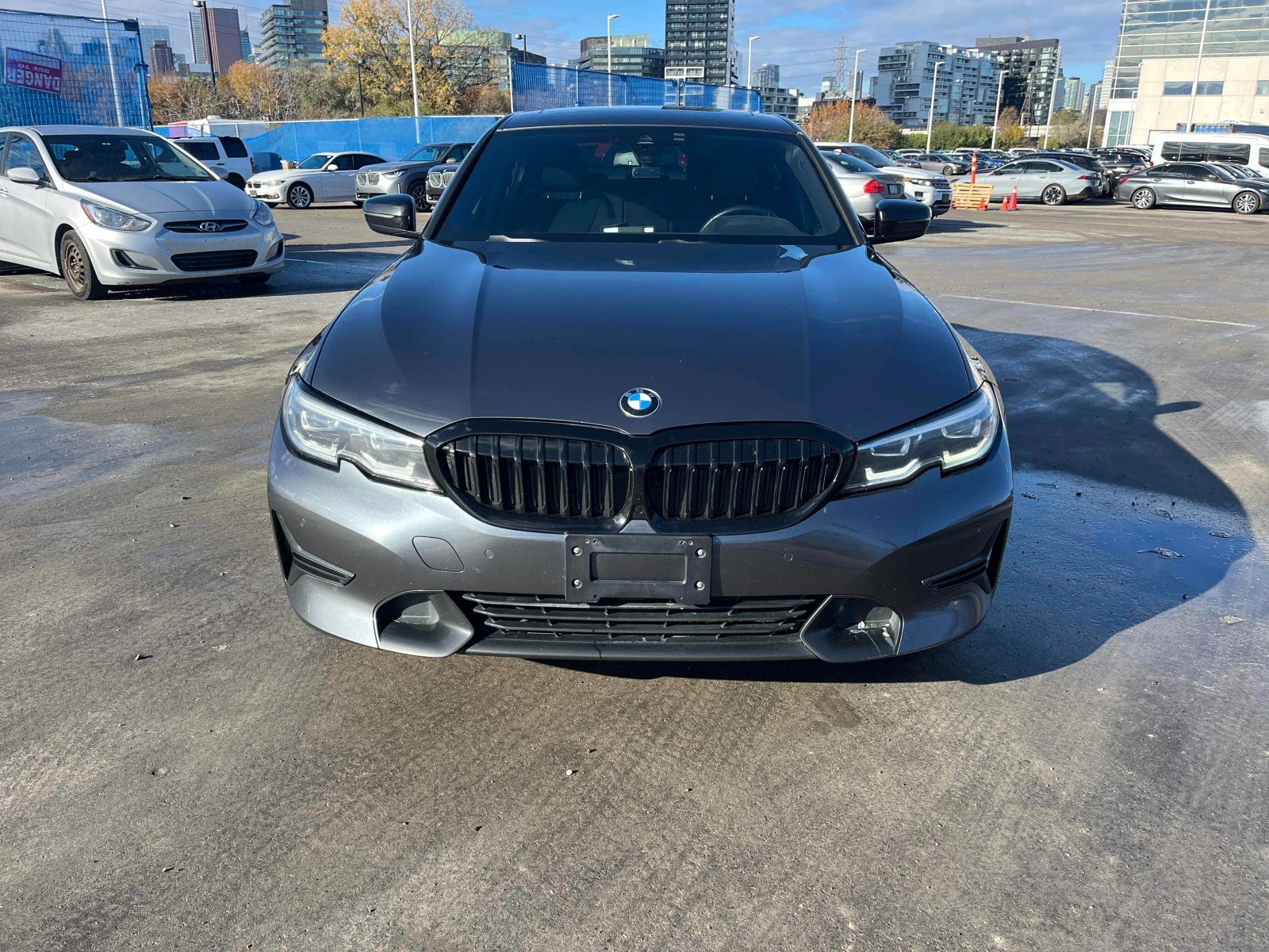 BMW 330 * CARFAX *    | Mobile.bg   2