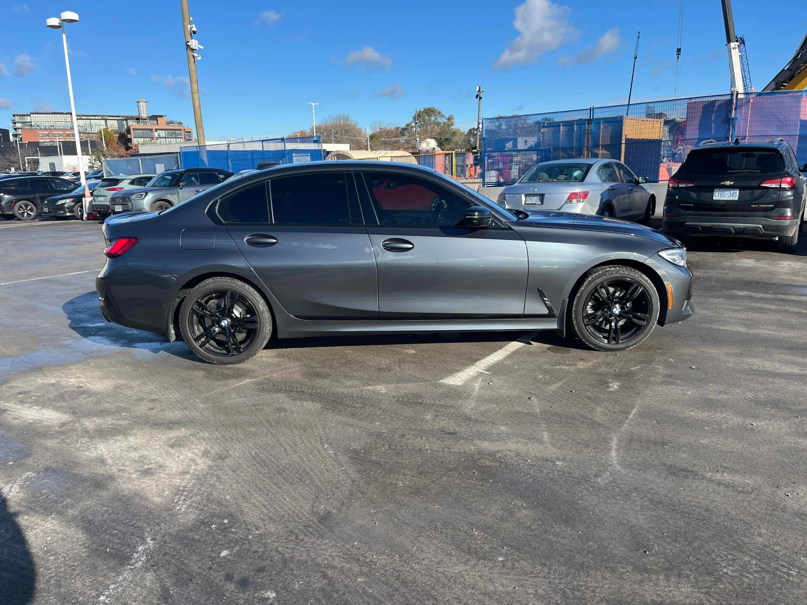 BMW 330 * CARFAX *    | Mobile.bg   3