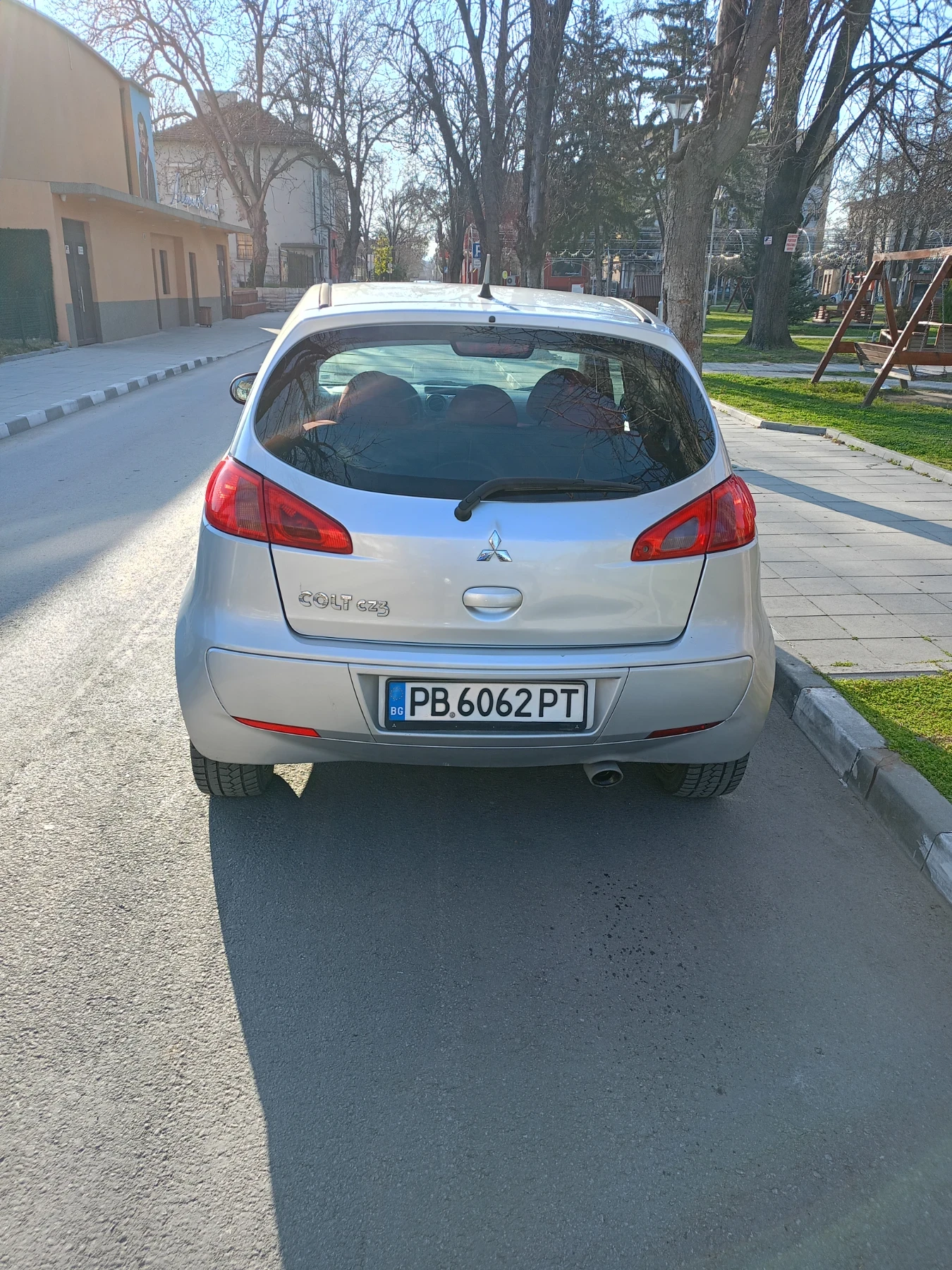 Mitsubishi Colt  - изображение 2