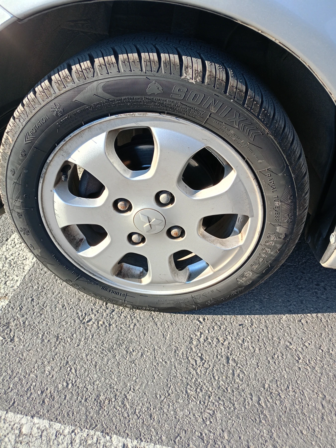 Mitsubishi Colt  - изображение 8