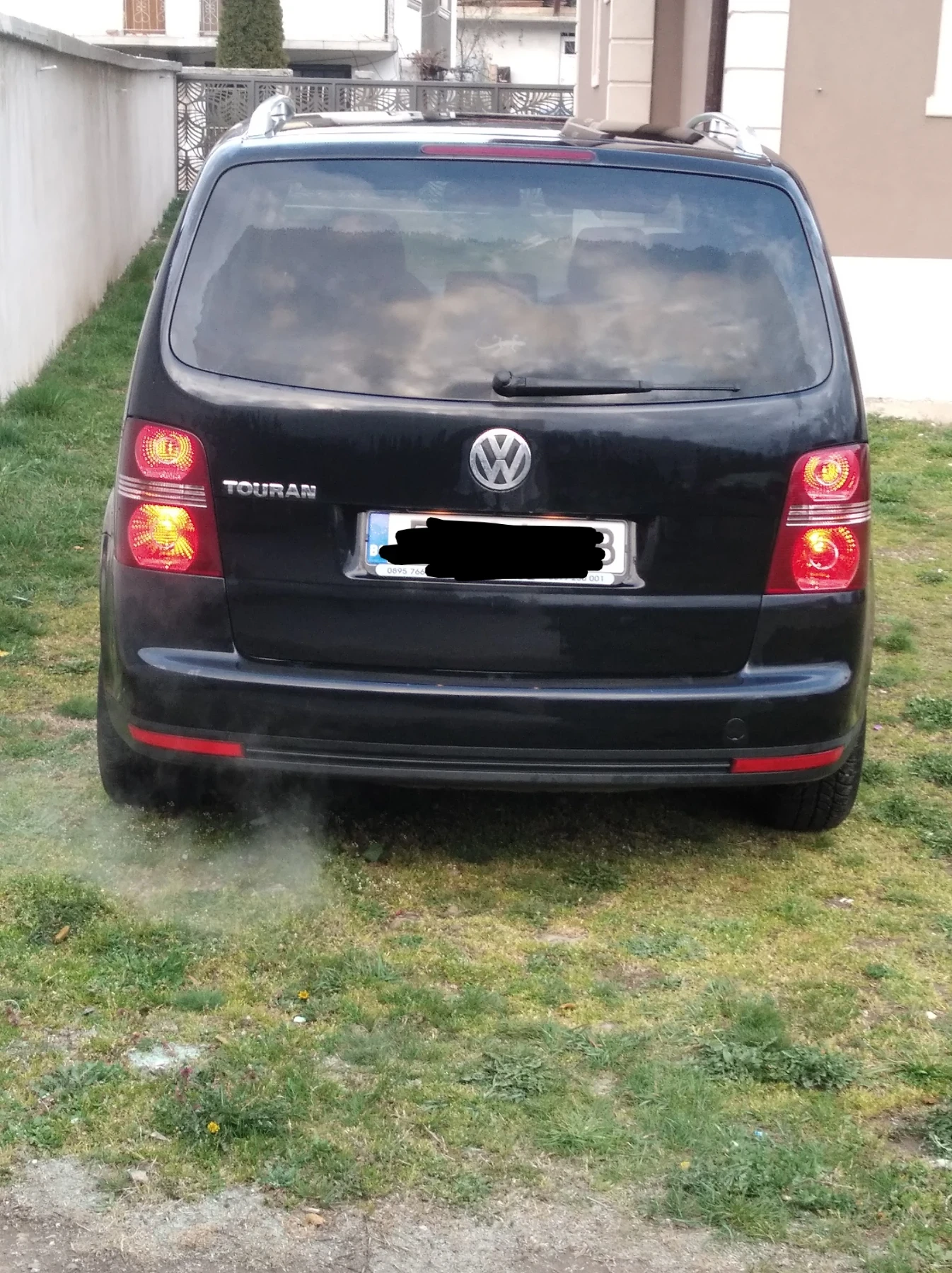 VW Touran 1.6, снимка 6 - Автомобили и джипове - 54044607