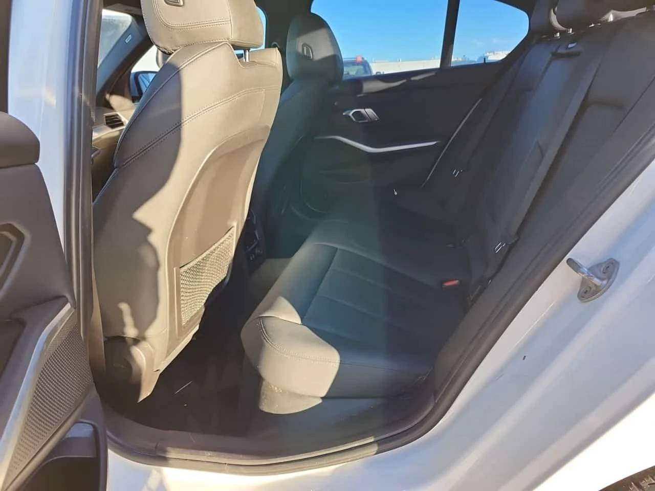 BMW 330 М ПАКЕТ/330I XDRIVE/CARFAX/HEAD UP/ШИБЕДАХ/ПОДГРЕВ, снимка 12 - Автомобили и джипове - 54072721