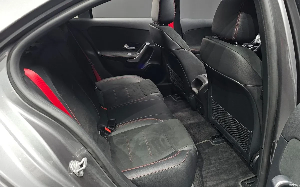 Mercedes-Benz A 35 4MATIC| ������| �������| ����� �� ������  | Mobile.bg � ����������� 11