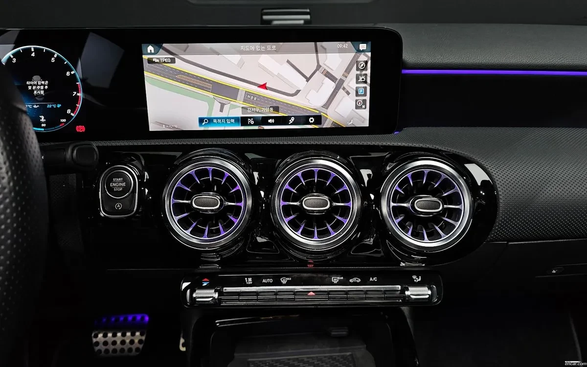 Mercedes-Benz A 35 4MATIC| ������| �������| ����� �� ������  | Mobile.bg � ����������� 13