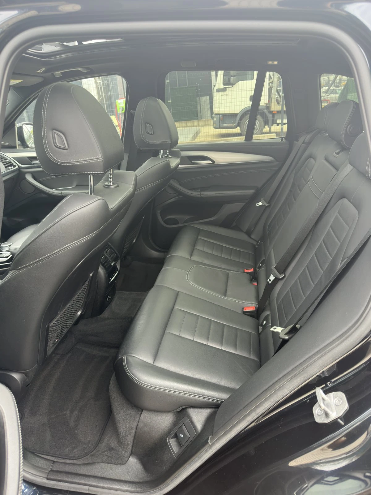 BMW iX3 IMPRESSIVE 80 kWh   286 к.с., снимка 8 - Автомобили и джипове - 54454735