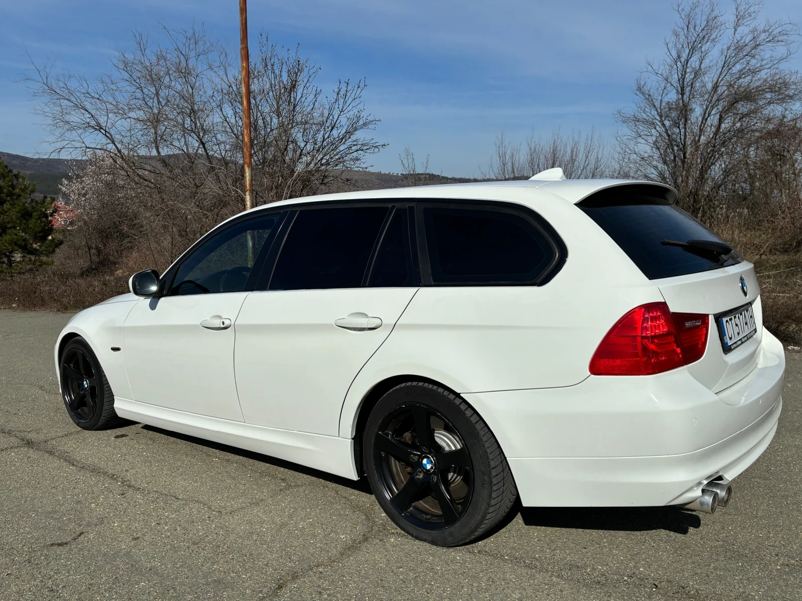 BMW 330 LCI ТОП- панорама, снимка 9 - Автомобили и джипове - 54688400