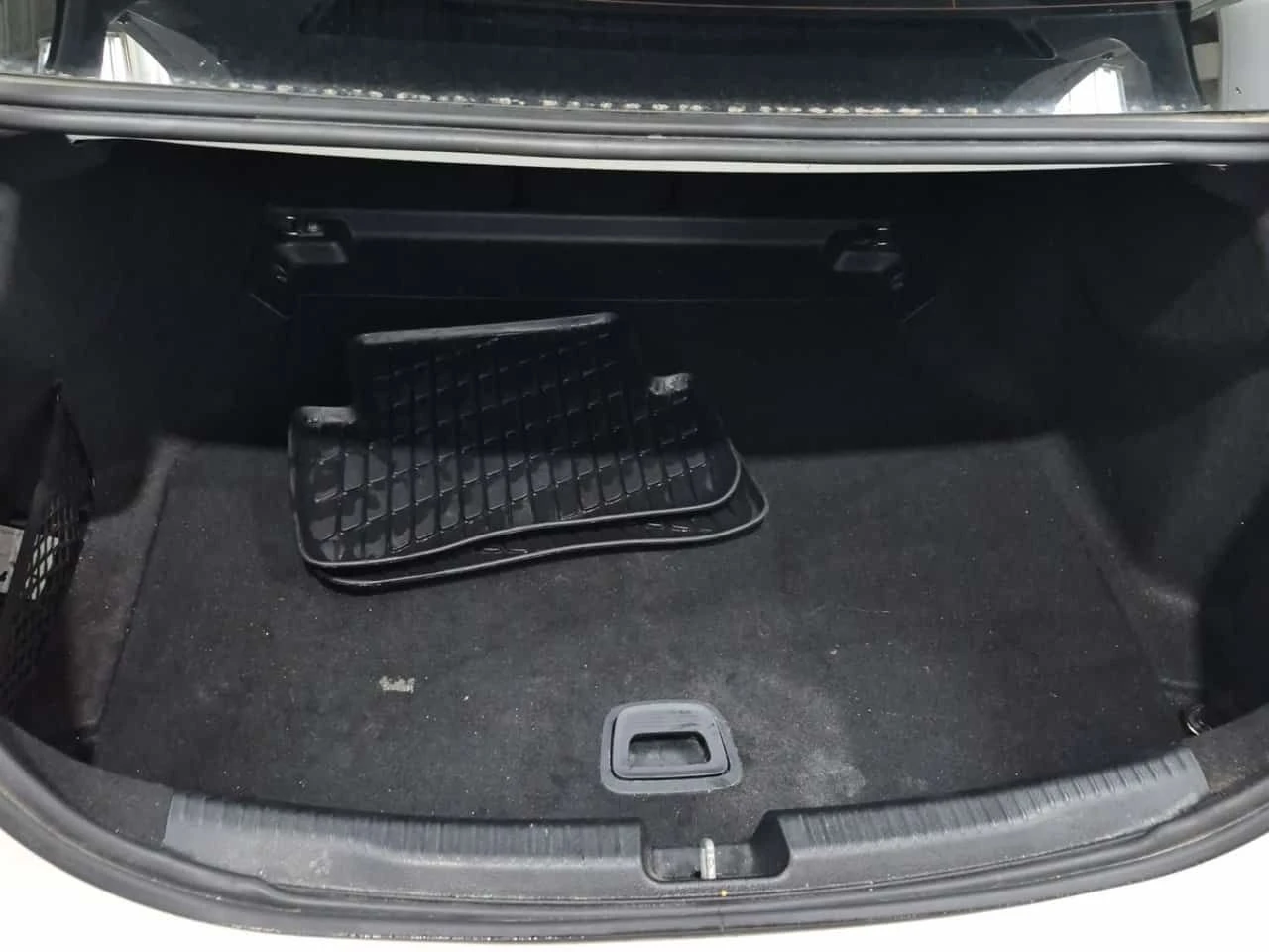 Mercedes-Benz C 300 * ГЛАВНО ПРЕДСТАВИТЕЛСТВО НА MERCEDES* , снимка 15 - Автомобили и джипове - 54763676