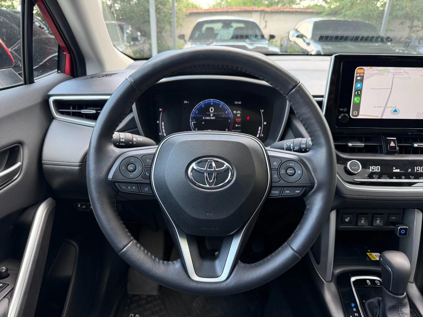Toyota Corolla Cross XLE , снимка 11 - Автомобили и джипове - 54885704