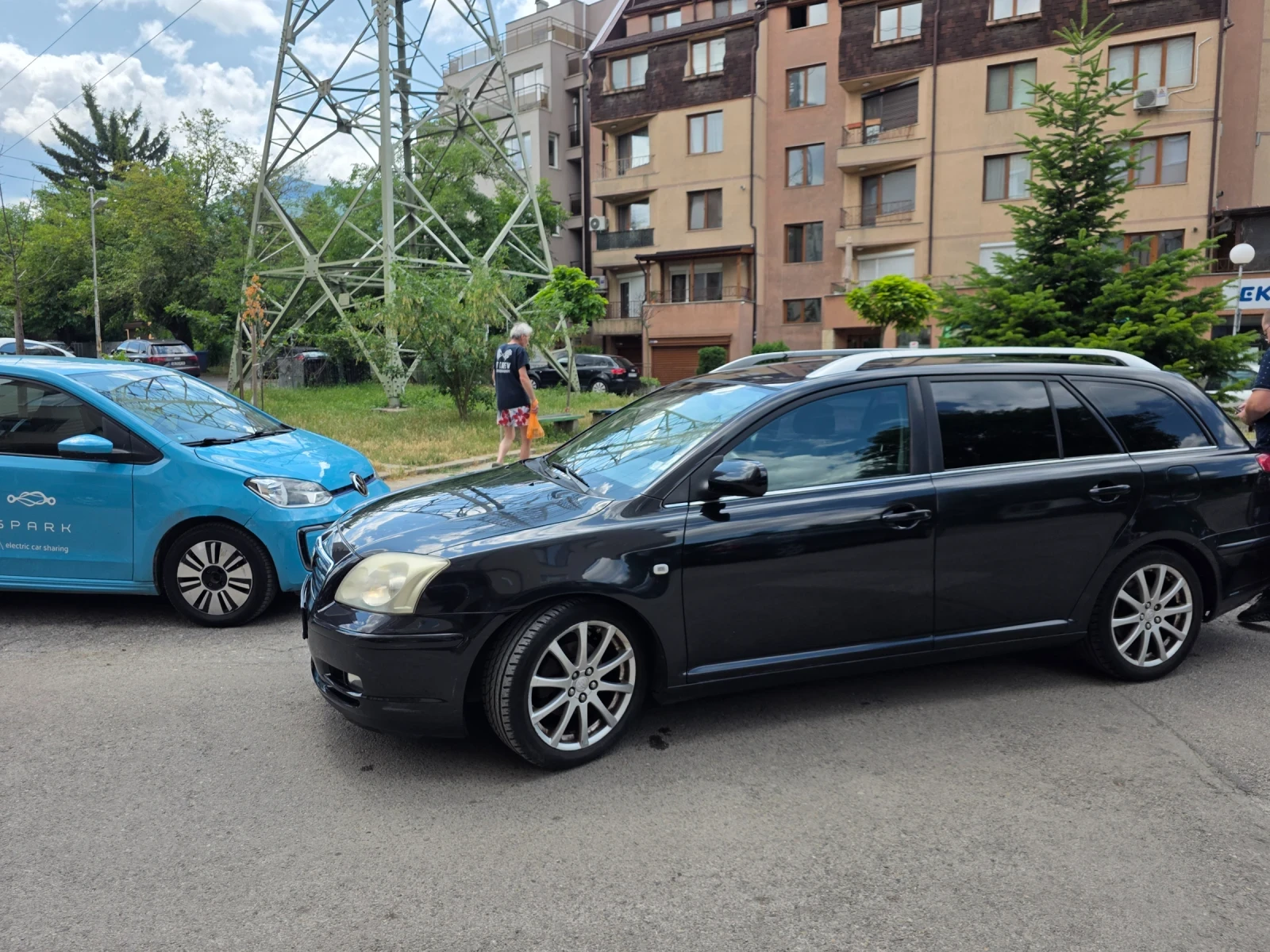 Toyota Avensis, снимка 11 - Автомобили и джипове - 55174705