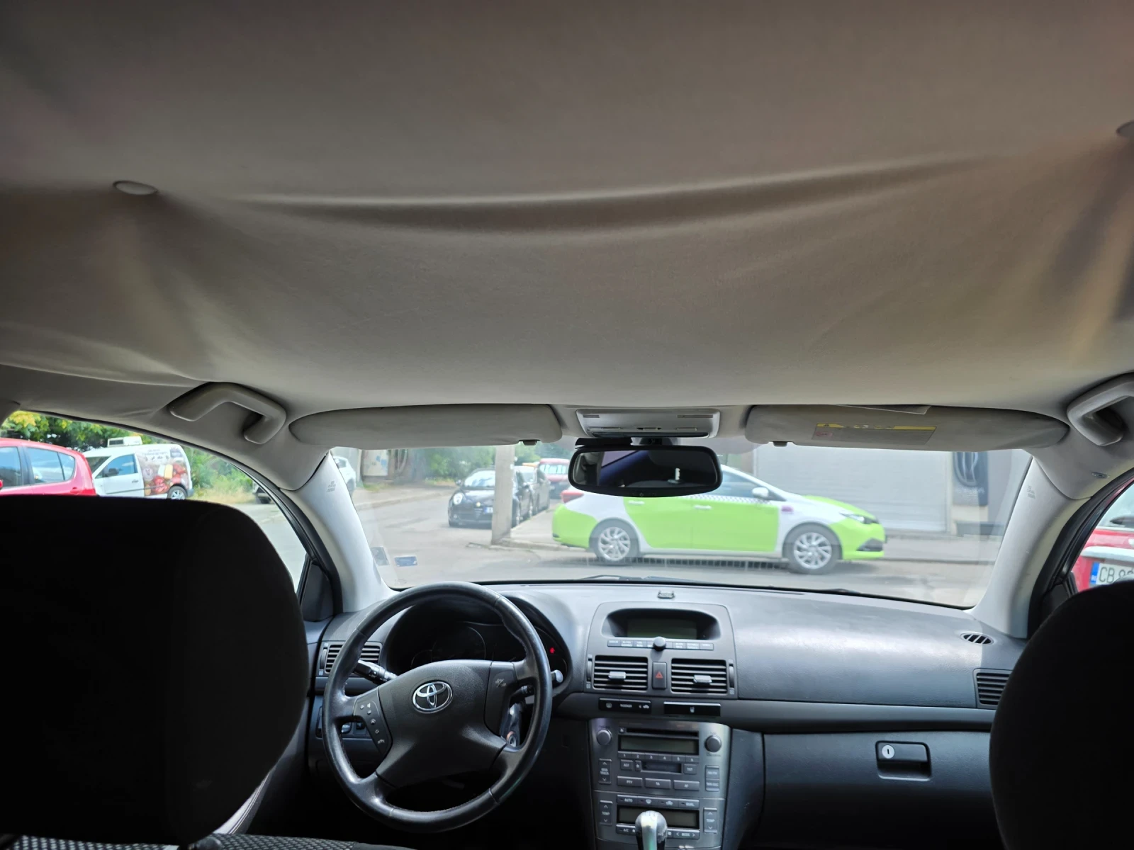 Toyota Avensis, снимка 13 - Автомобили и джипове - 55174705