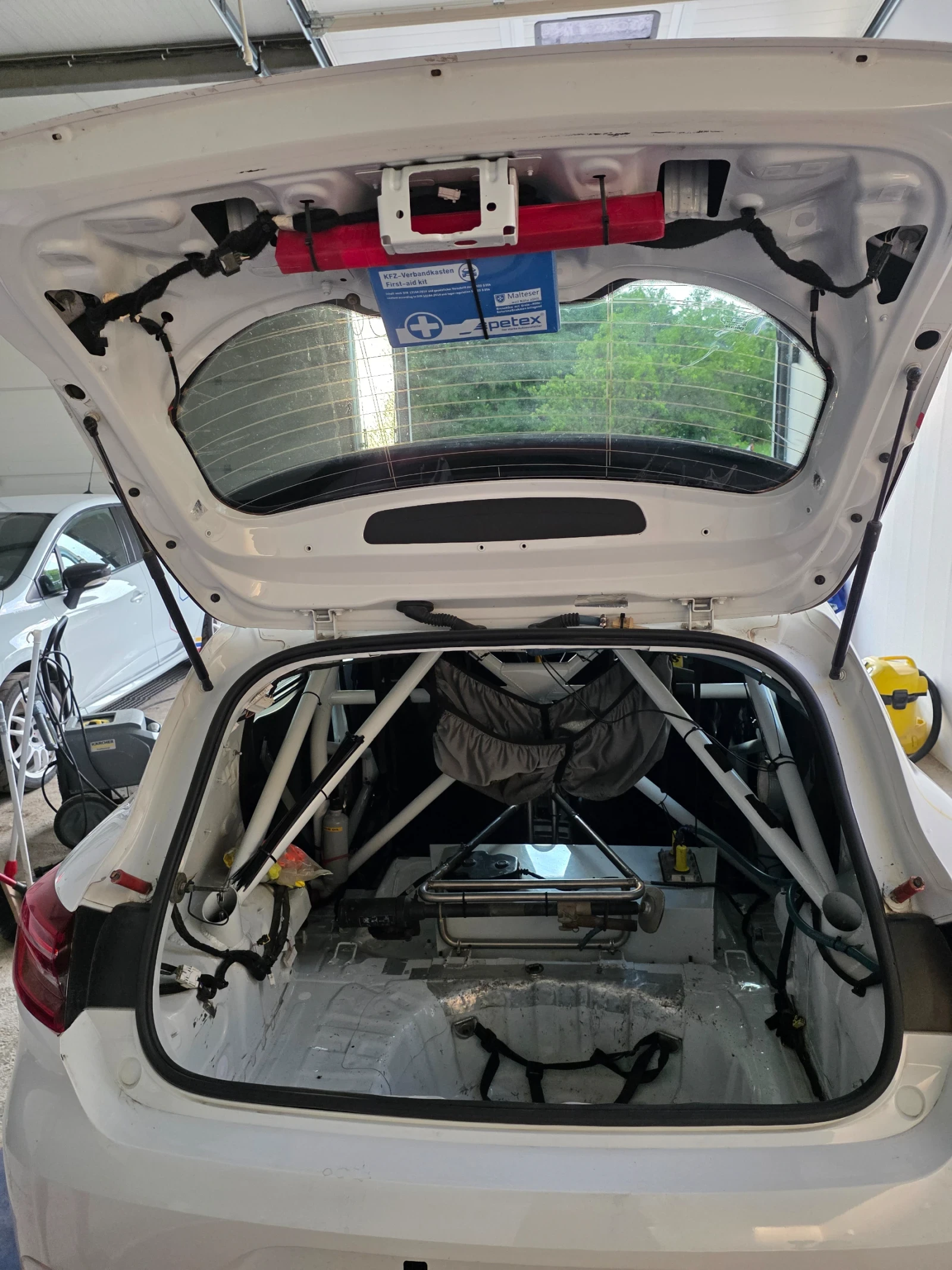 Renault Clio Rally 5, снимка 12 - Автомобили и джипове - 55249749