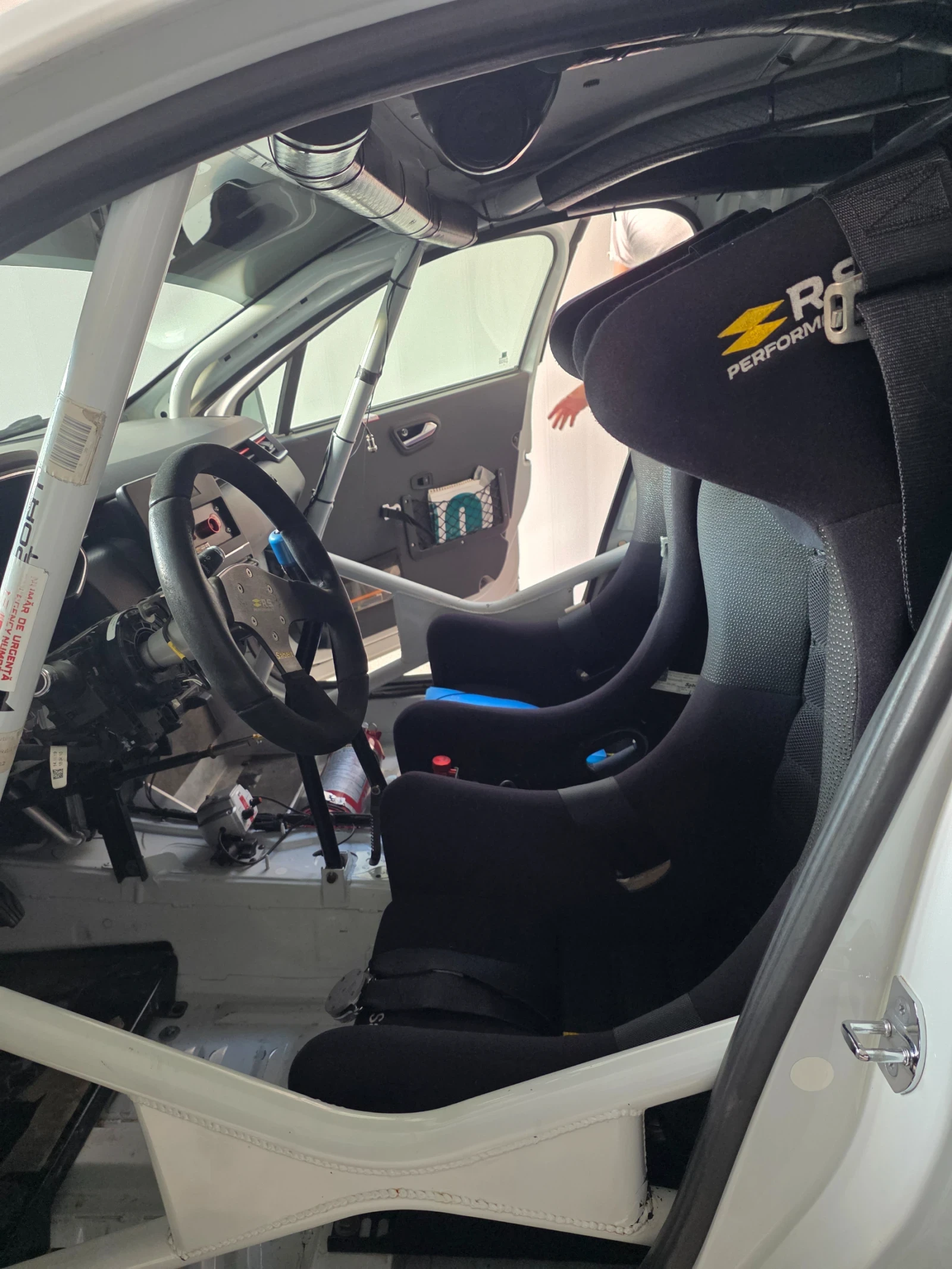 Renault Clio Rally 5, снимка 5 - Автомобили и джипове - 55249749
