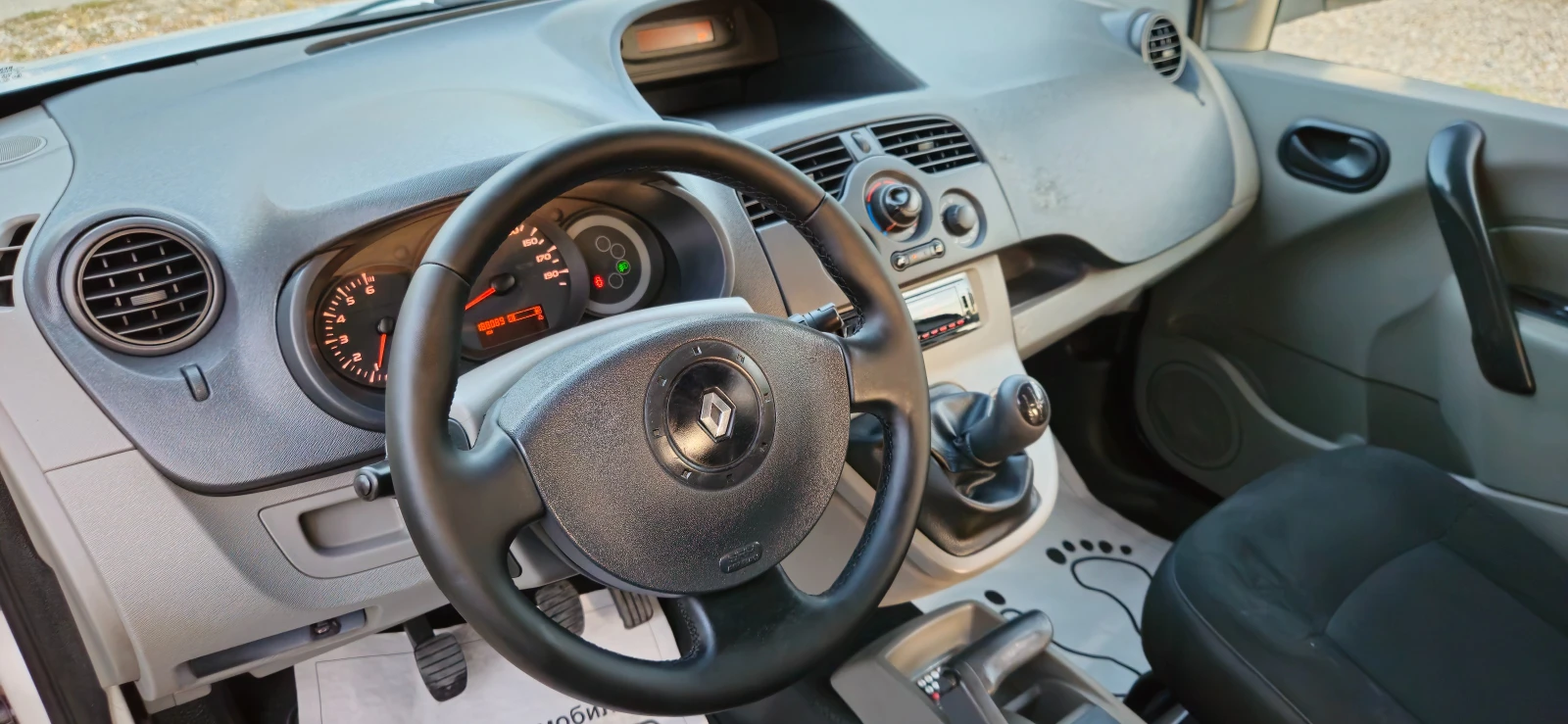 Renault Kangoo 1, 5DCi-110��* 2010�* ��������* ��� ����* �������� | Mobile.bg � ����������� 10