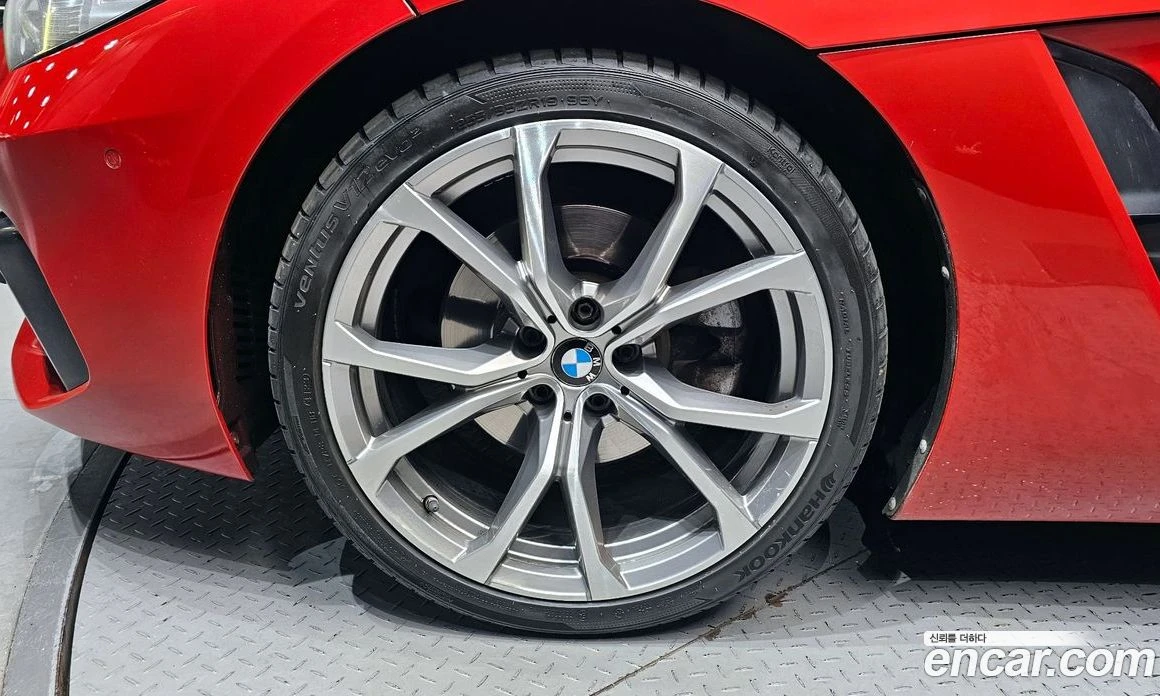 BMW Z4 sDrive20i Sport, снимка 5 - Автомобили и джипове - 55668940