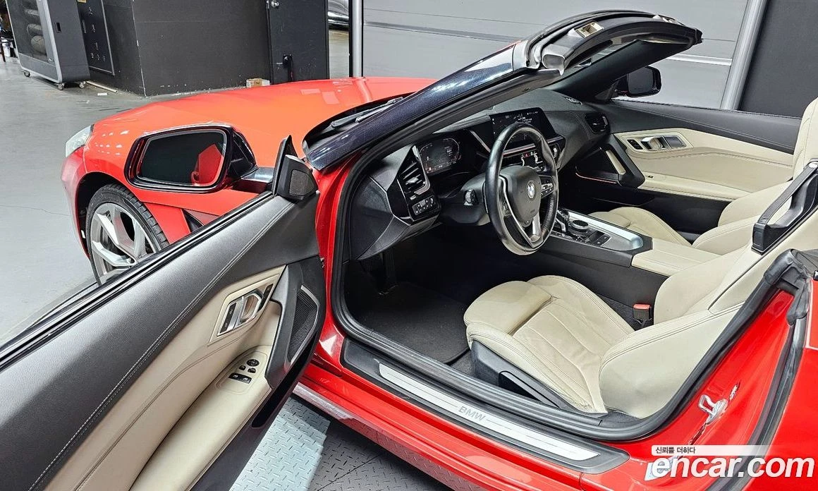 BMW Z4 sDrive20i Sport, снимка 10 - Автомобили и джипове - 55668940