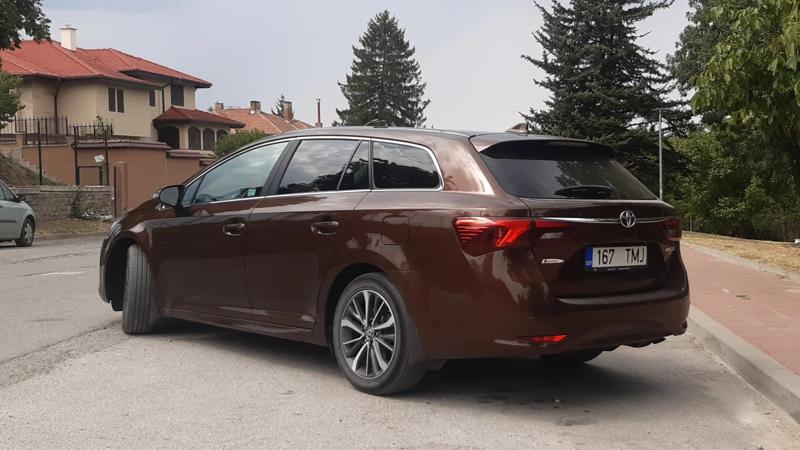 Toyota Avensis 1.8 VVTI , снимка 3 - Автомобили и джипове - 55780290