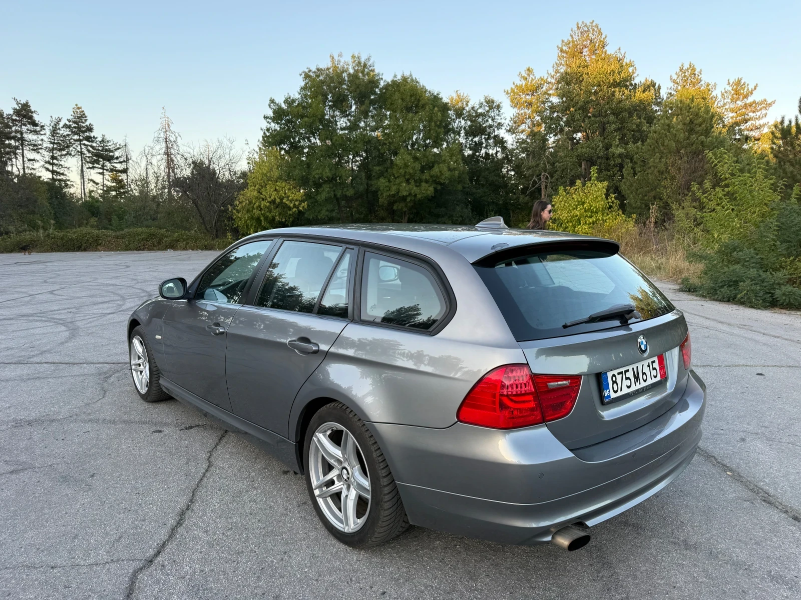 BMW 318 Facelift Navi, снимка 2 - Автомобили и джипове - 56023727