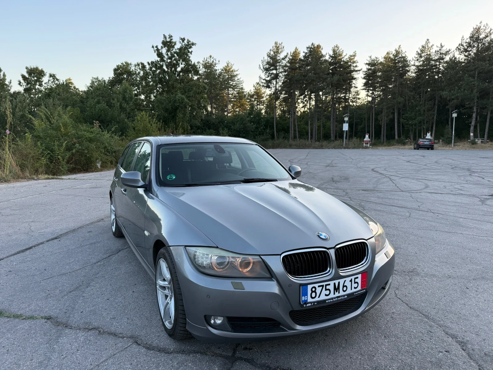 BMW 318 Facelift Navi, снимка 4 - Автомобили и джипове - 56023727