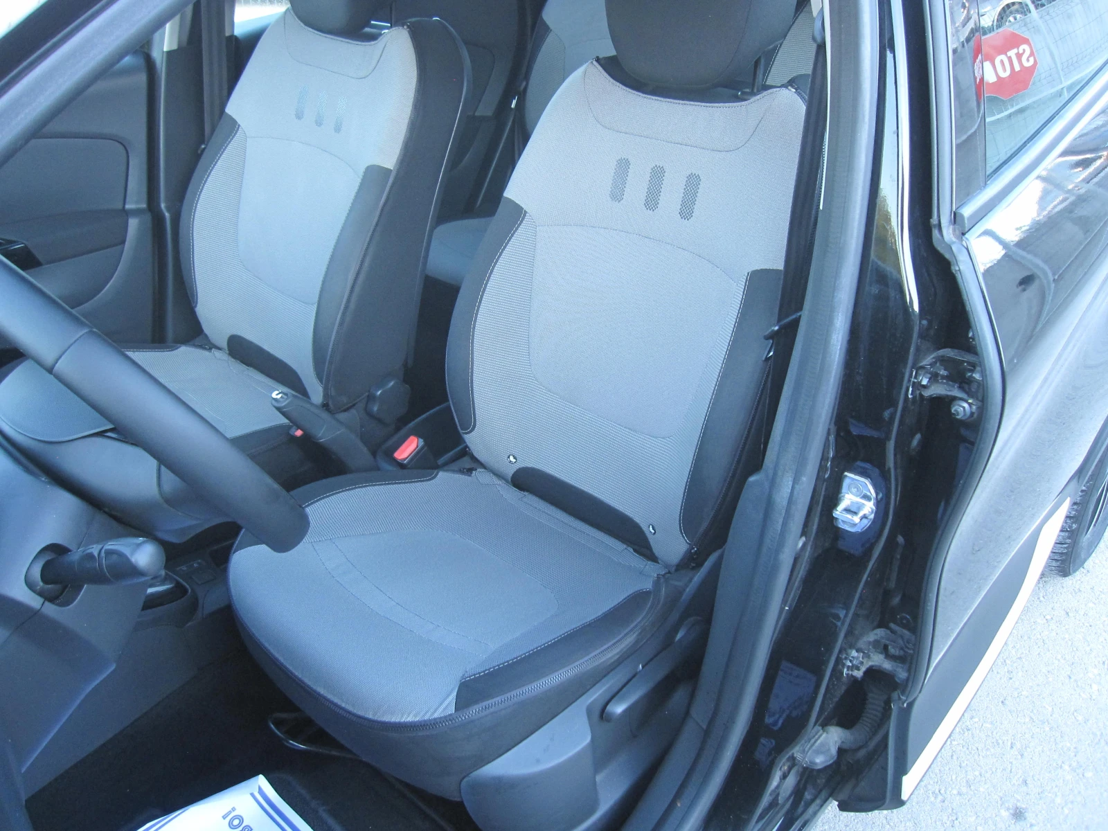 Renault Captur Автомат, 1, 2, NAVI, снимка 10 - Автомобили и джипове - 56106272