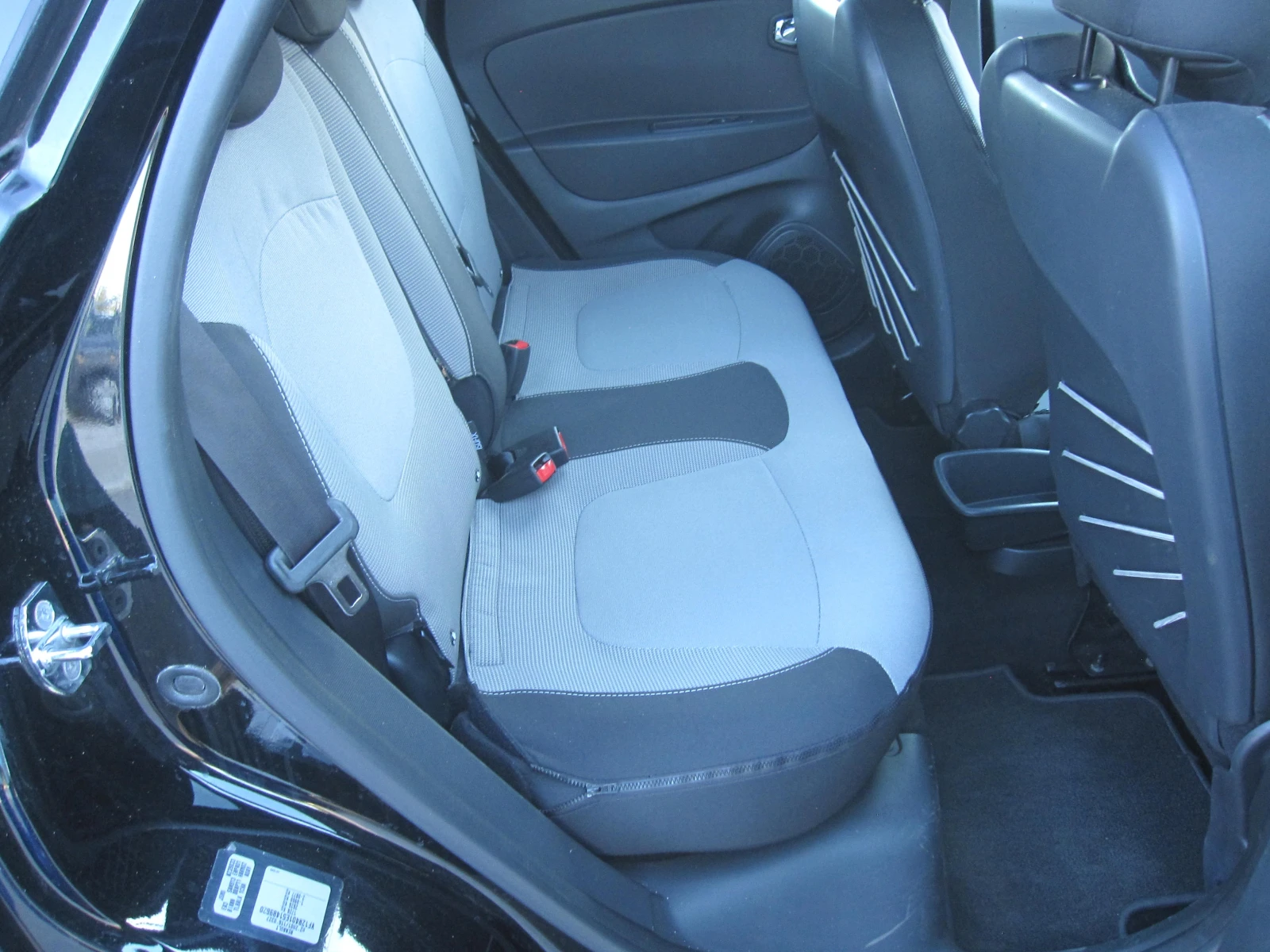 Renault Captur Автомат, 1, 2, NAVI, снимка 13 - Автомобили и джипове - 56106272