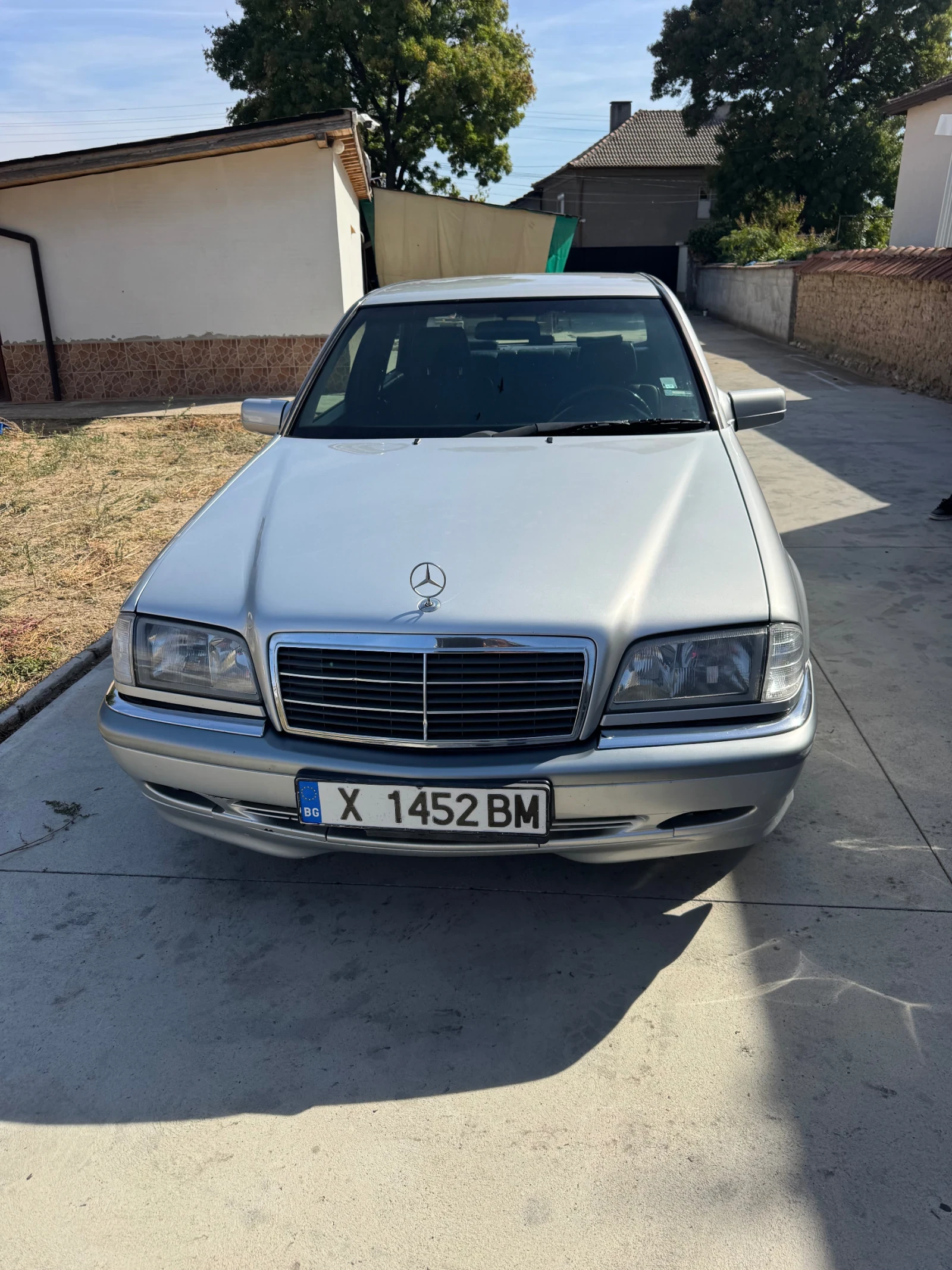 Mercedes-Benz C 220