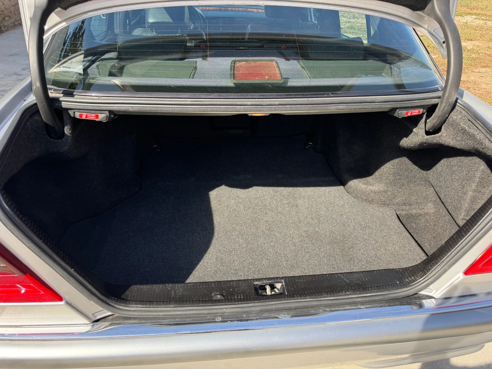 Mercedes-Benz C 220, снимка 9 - Автомобили и джипове - 56373293