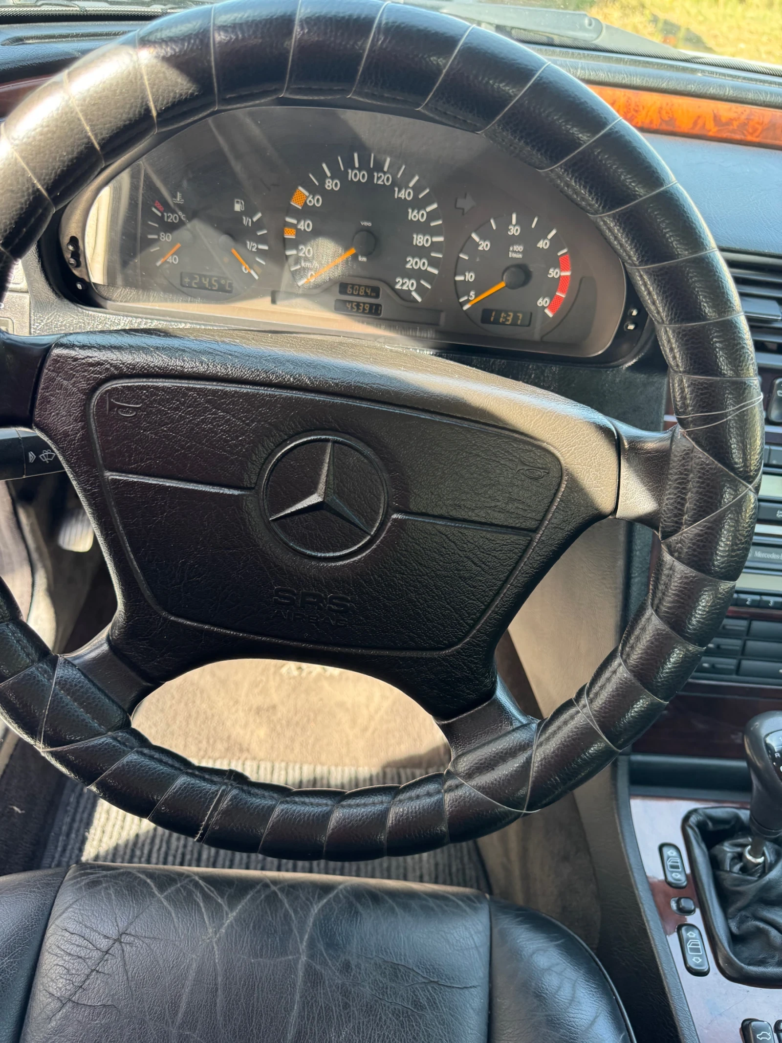 Mercedes-Benz C 220, снимка 7 - Автомобили и джипове - 56373293