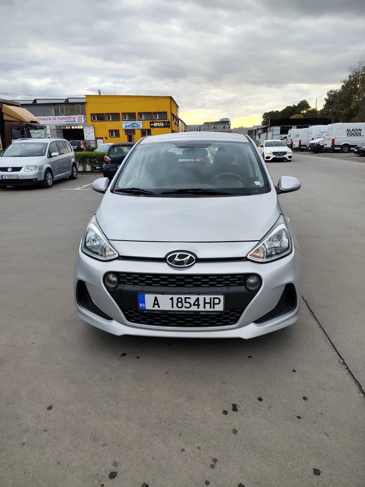 Hyundai I10, снимка 11 - Автомобили и джипове - 56568432