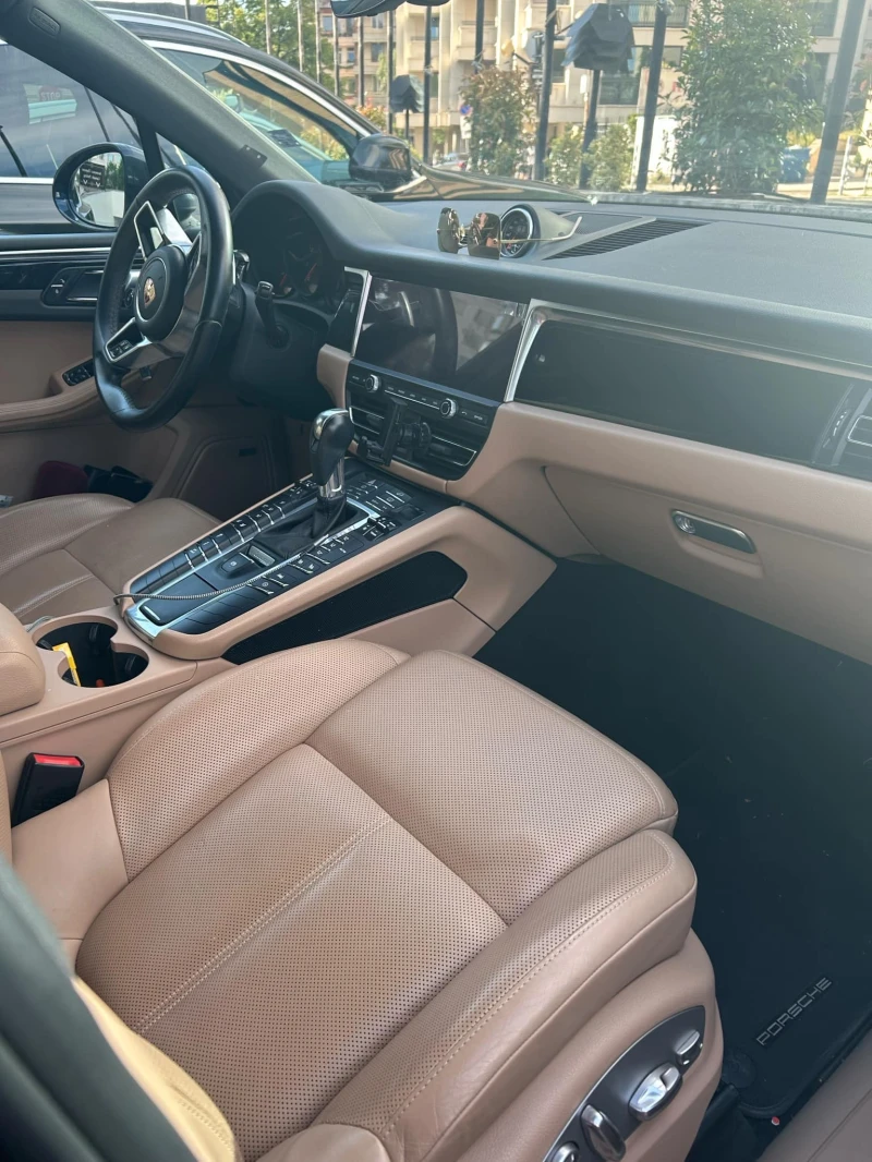 Porsche Macan, снимка 2 - Автомобили и джипове - 52373577