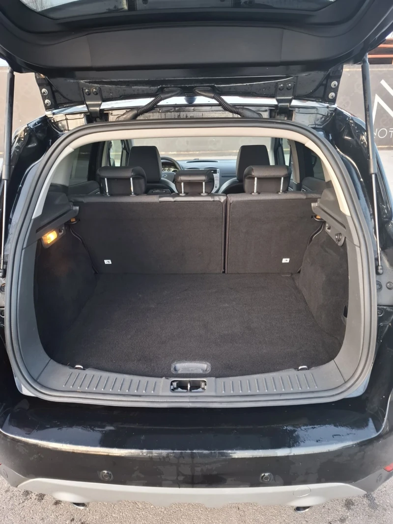 Ford Kuga 2.0TDCI 163к.с. АВТОМАТИК , снимка 11 - Автомобили и джипове - 52228427