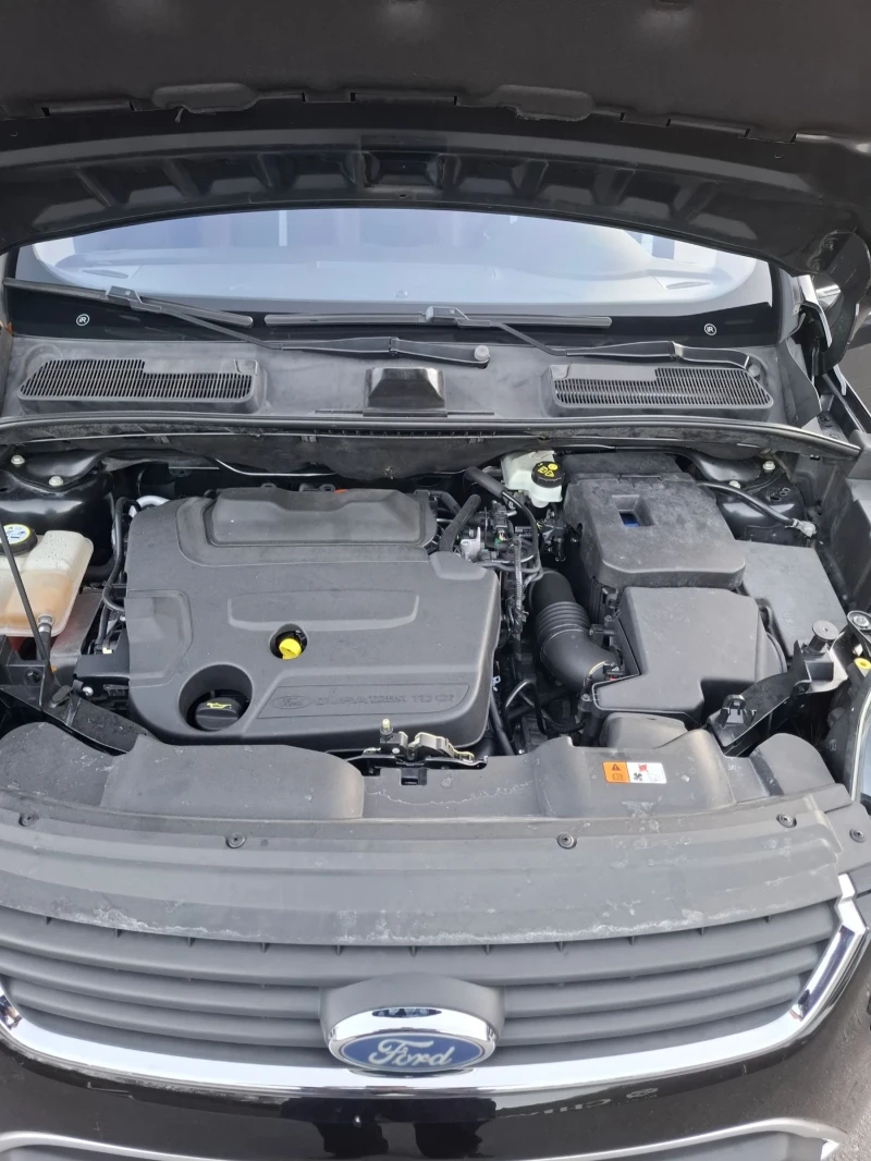 Ford Kuga 2.0TDCI 163к.с. АВТОМАТИК , снимка 14 - Автомобили и джипове - 52228427