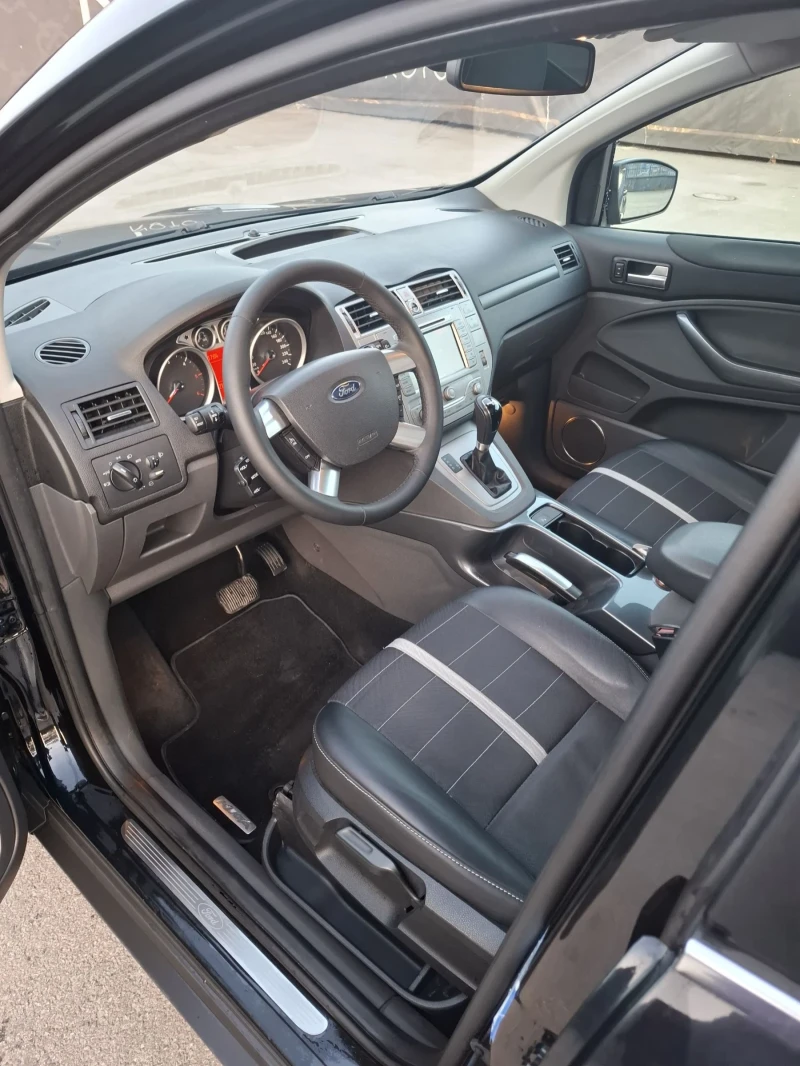 Ford Kuga 2.0TDCI 163к.с. АВТОМАТИК , снимка 10 - Автомобили и джипове - 52228427