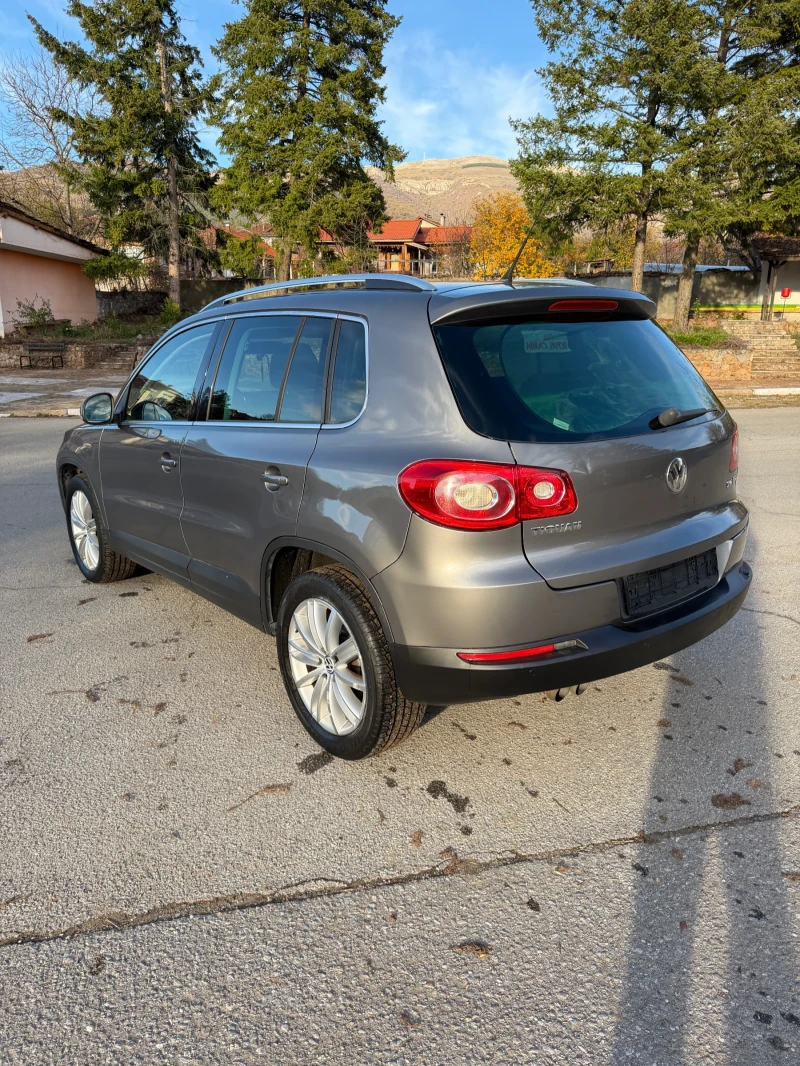 VW Tiguan 2.0tdi 4x4 automatic , снимка 5 - Автомобили и джипове - 53127032