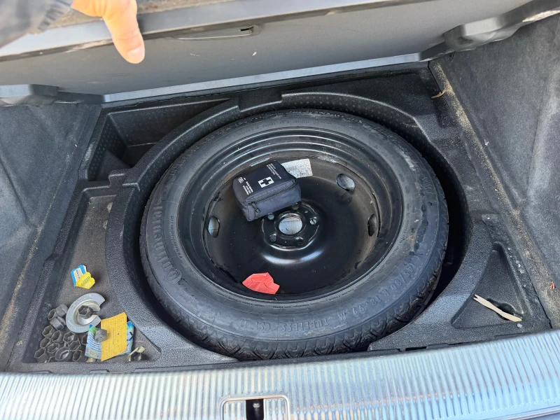 Audi Q3 Sportback 2.0 tdi s-line, снимка 9 - Автомобили и джипове - 53490438