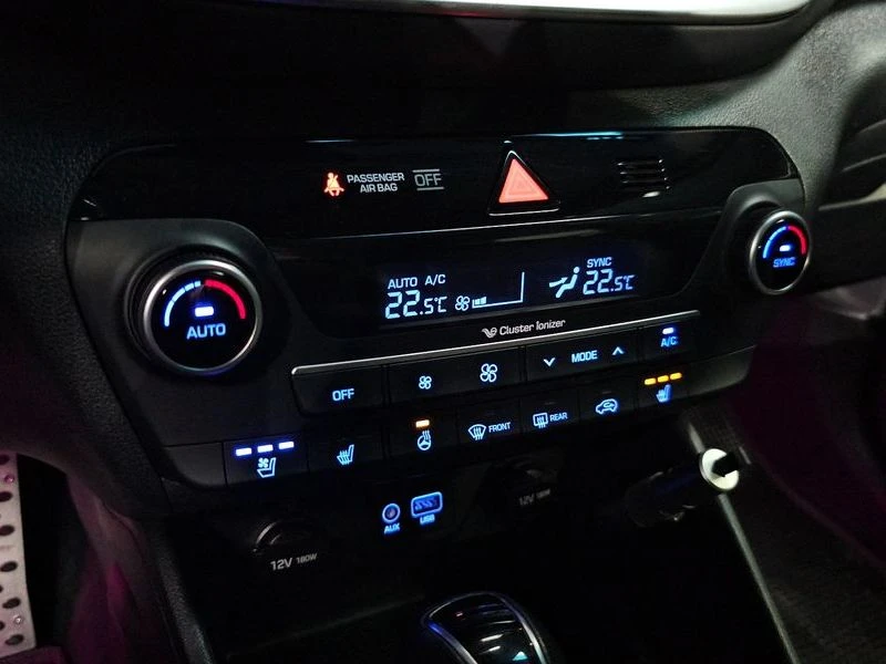 Hyundai Tucson Gasoline 1.6 turbo 2WD| 174к.с., снимка 17 - Автомобили и джипове - 56125747
