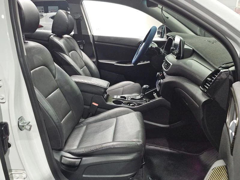 Hyundai Tucson Gasoline 1.6 turbo 2WD| 174к.с., снимка 12 - Автомобили и джипове - 56125747