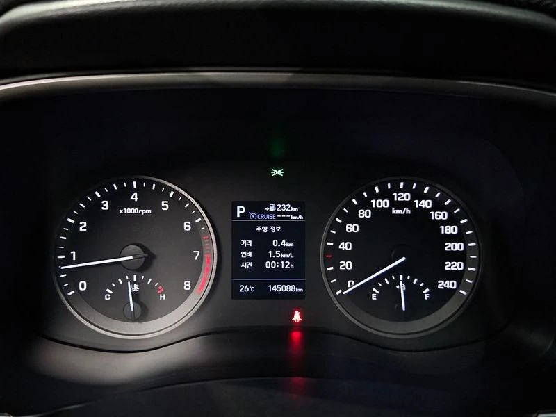 Hyundai Tucson Gasoline 1.6 turbo 2WD| 174к.с., снимка 8 - Автомобили и джипове - 56125747