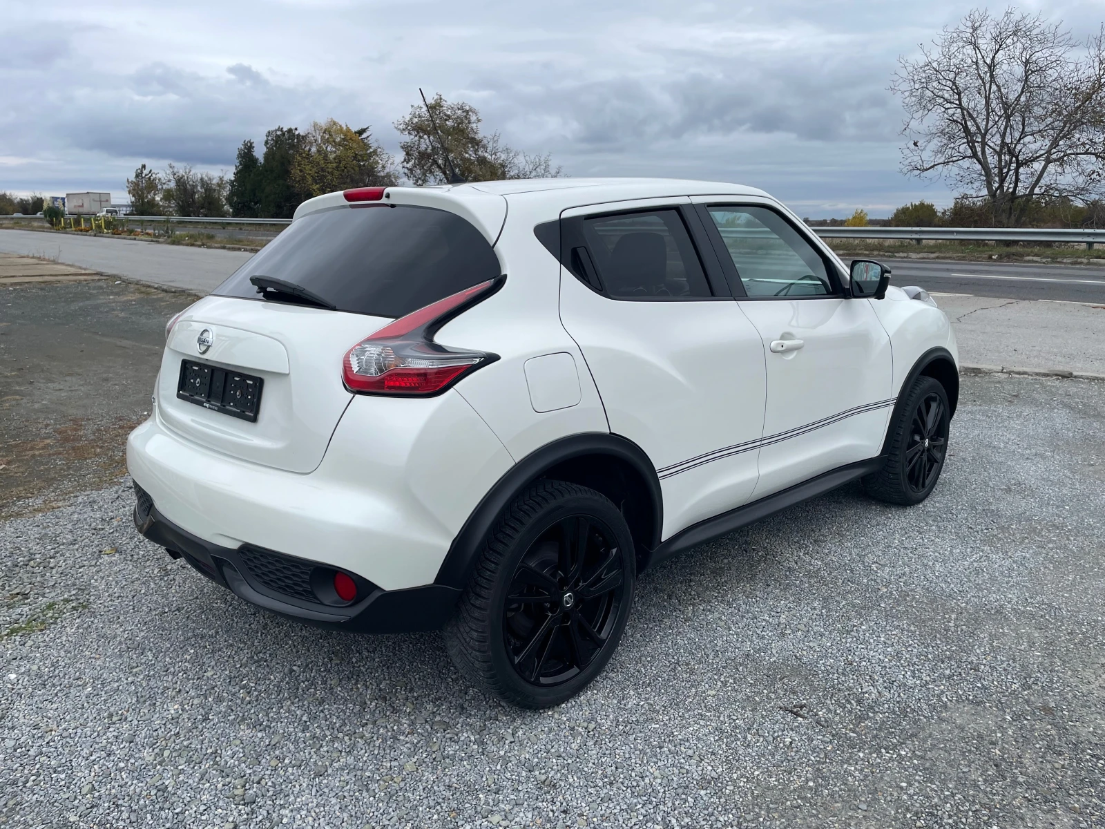 Nissan Juke 1.6 AUT. FACELIFT ШВЕЙЦАРИЯ - изображение 3